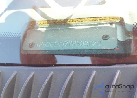 2000 Ford E-150 Recreational from USA, damaged, VIN 1FDRE14WXYHC02124